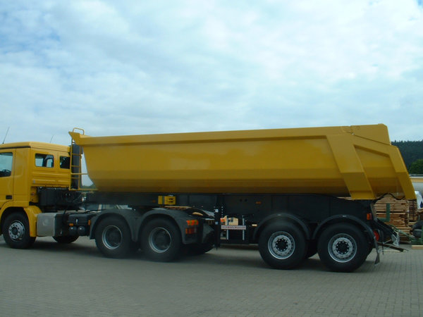 Nutzfahzeuge Werkstatt für Sandstrahlen und Lackieren Nutzfahzeuge Werkstatt für Sandstrahlen und Lackieren von LKW, Oldtimer