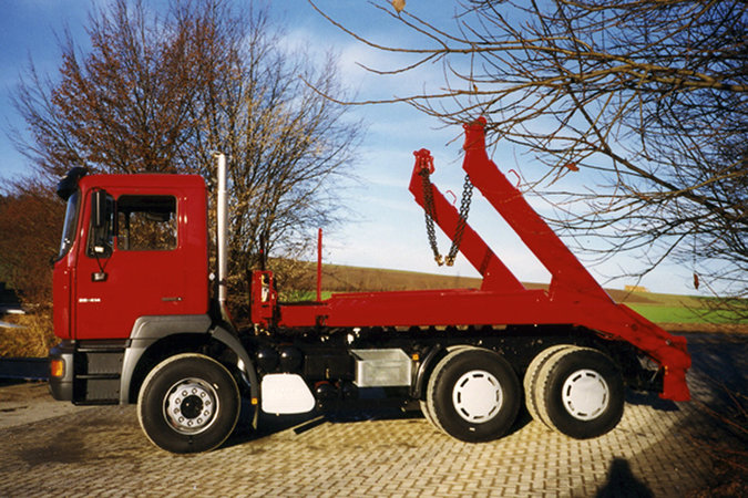 Nutzfahzeuge Werkstatt für Sandstrahlen und Lackieren Nutzfahzeuge Werkstatt für Sandstrahlen und Lackieren von LKW, Oldtimer