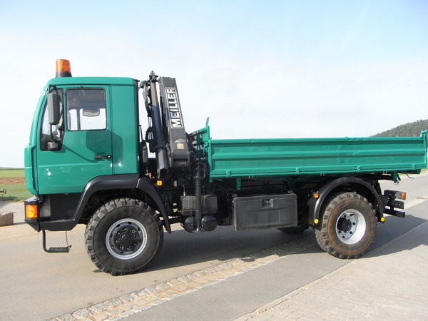 Nutzfahzeuge Werkstatt für Sandstrahlen und Lackieren Nutzfahzeuge Werkstatt für Sandstrahlen und Lackieren von LKW, Oldtimer