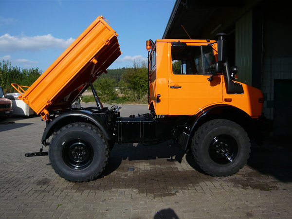 Nutzfahzeuge Werkstatt für Sandstrahlen und Lackieren Nutzfahzeuge Werkstatt für Sandstrahlen und Lackieren von LKW, Oldtimer
